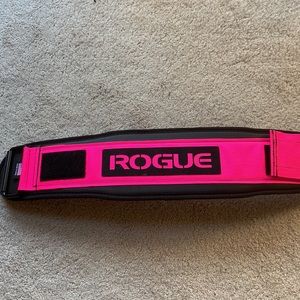 Brand new Rogue Lifting Belt